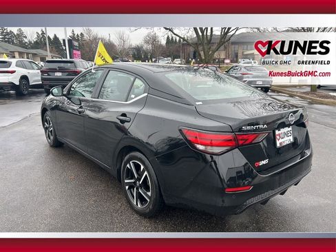 Used 2024 Nissan Sentra SV image 8