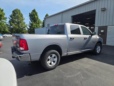 Used 2023 RAM 1500 Classic SLT w/ Protection Group AWD/4WD image 3