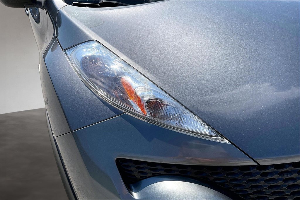Used 2013 Nissan Juke S FWD image 27