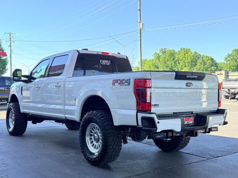 Used 2022 Ford F250 Lariat w/ Lariat Value Package AWD/4WD image 5