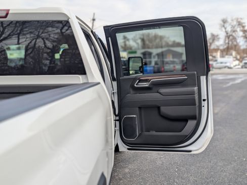 Used 2025 Chevrolet Silverado 2500 LT w/ All Star Edition image 40