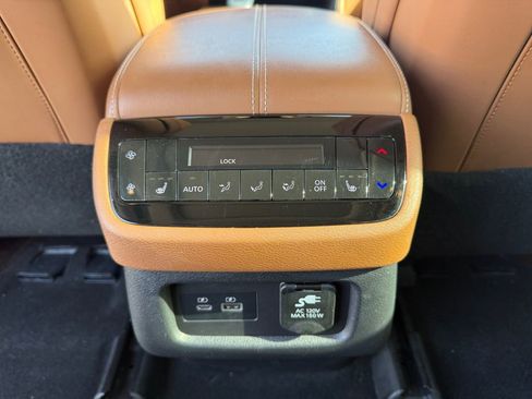 Used 2023 INFINITI QX60 Sensory image 21