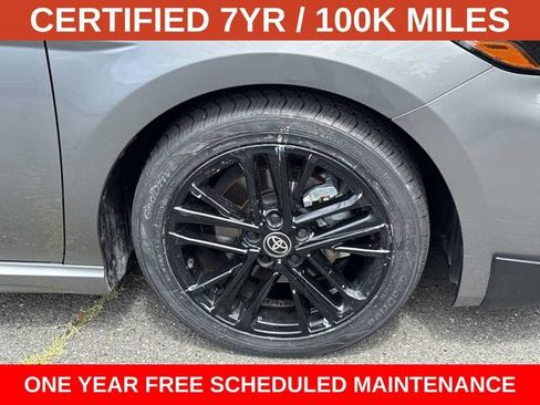 Used 2025 Toyota Camry SE FWD image 7