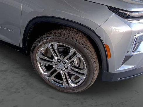 New 2026 Chevrolet Traverse LT image 16