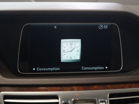 Used 2015 Mercedes-Benz E 350 4MATIC Wagon image 23