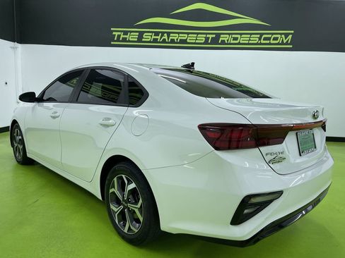 Used 2021 Kia Forte LXS FWD image 7