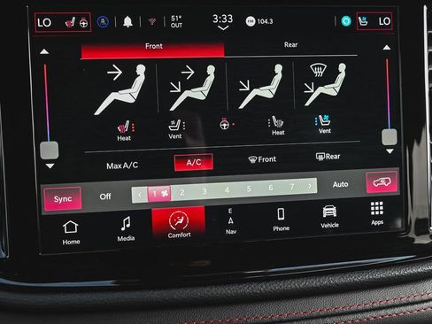 Used 2025 Dodge Durango GT AWD/4WD image 18