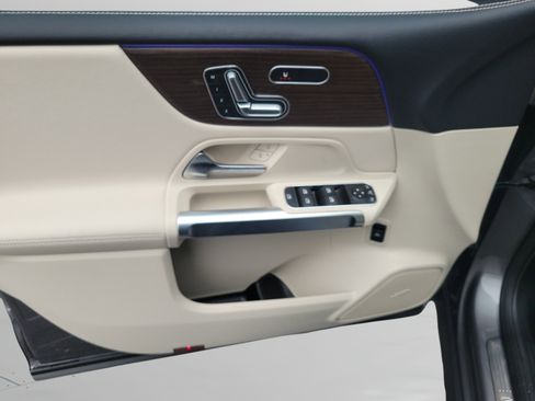 Certified 2026 Mercedes-Benz GLB 250 image 28