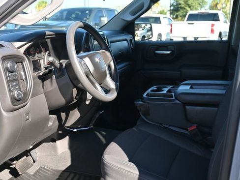 Used 2024 Chevrolet Silverado 1500 Custom Trail Boss w/ LPO, Dark Essentials Package image 9