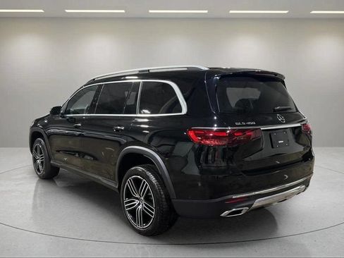 Used 2025 Mercedes-Benz GLS 450 4MATIC image 18