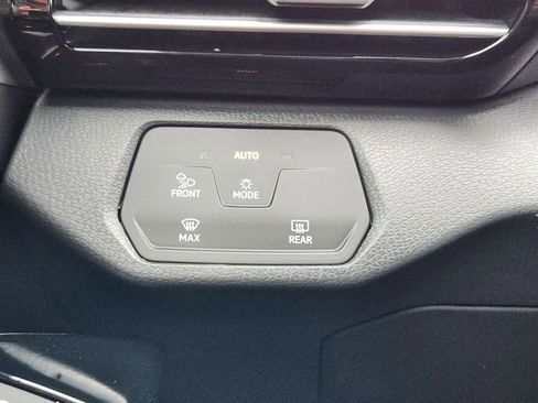 Certified 2024 Volkswagen ID.4 S RWD image 18