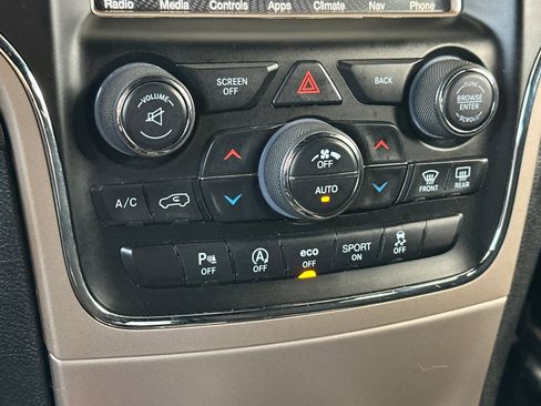 Used 2017 Jeep Grand Cherokee Laredo w/ Quick Order Package 2BE RWD image 28