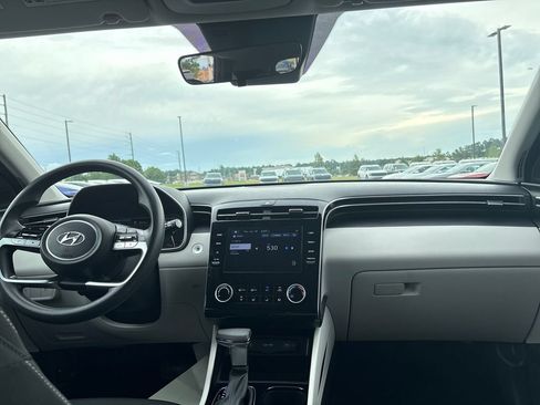 Used 2022 Hyundai Tucson SEL FWD image 11