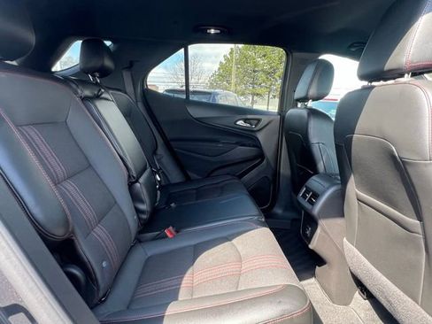 Certified 2023 Chevrolet Equinox RS FWD image 16