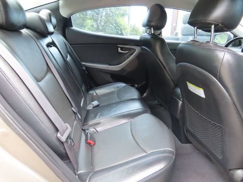 Used 2015 Hyundai Elantra Limited FWD image 32