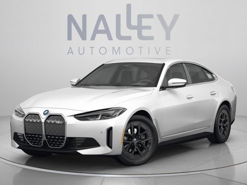 Used 2023 BMW i4 eDrive40 w/ M Sport Package RWD image 9