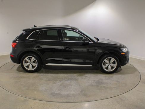 Used 2019 Audi Q5 2.0T Premium Plus w/ Premium Plus Package image 6