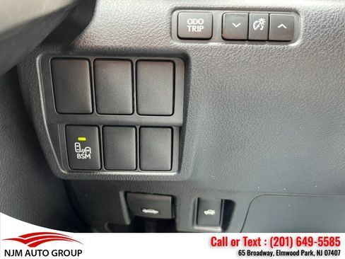 Used 2014 Lexus IS 250 AWD w/ Navigation Package image 20