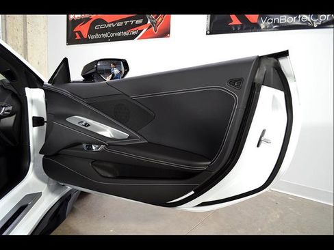 Used 2024 Chevrolet Corvette Z06 RWD image 19