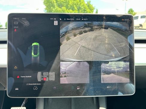 Used 2022 Tesla Model Y Performance AWD/4WD image 17