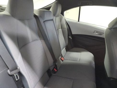 Used 2023 Toyota Corolla SE FWD image 18