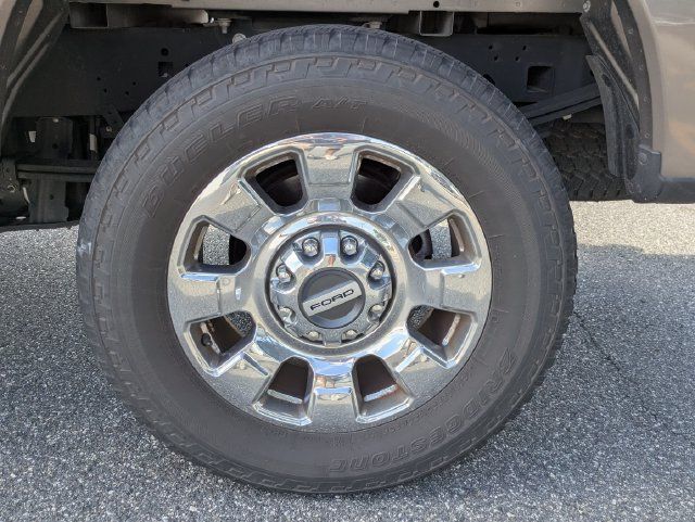 Used 2023 Ford F250 Lariat w/ Tow Technology Package AWD/4WD image 9