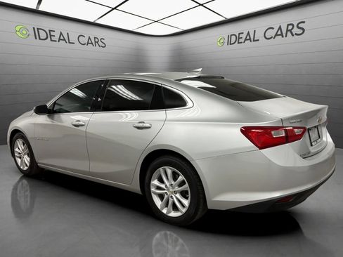 Used 2018 Chevrolet Malibu LT FWD image 7