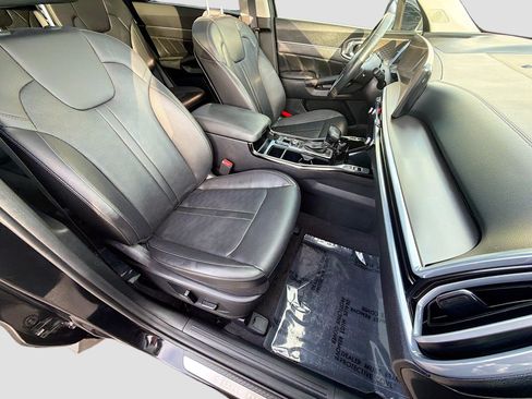 Used 2024 Kia Sorento SX FWD image 15