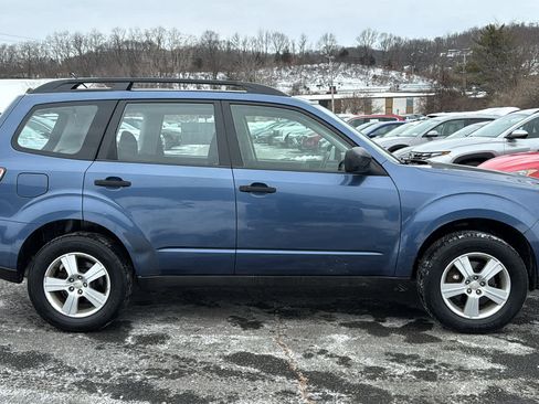Used 2011 Subaru Forester 2.5X w/ Alloy Wheel Value Pkg image 2