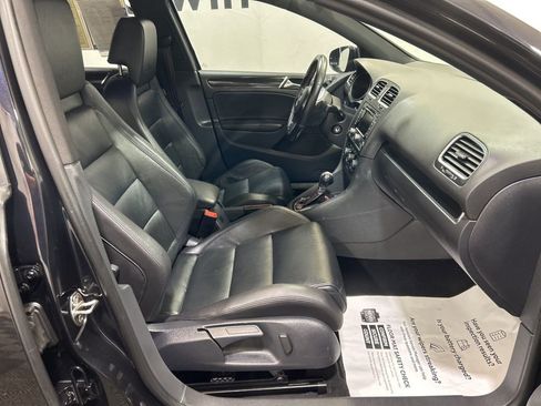 Used 2013 Volkswagen GTI Driver's Edition image 13