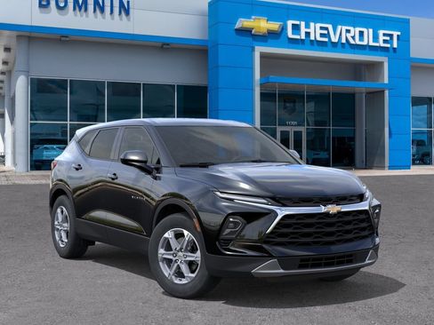 New 2026 Chevrolet Blazer LT FWD image 8