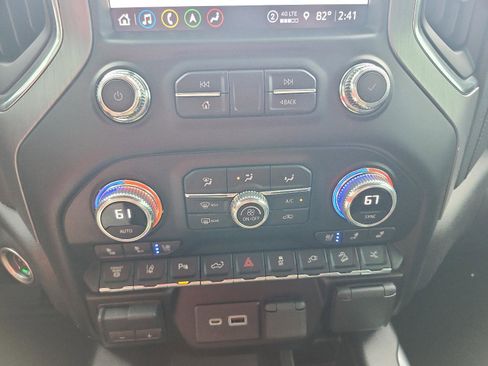 Used 2022 GMC Sierra 2500 Denali w/ Denali Ultimate Package image 22