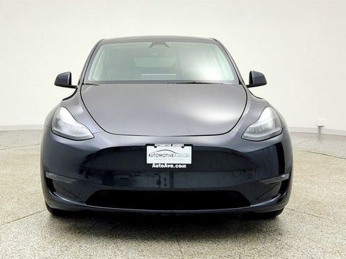 Used 2025 Tesla Model Y Long Range image 2