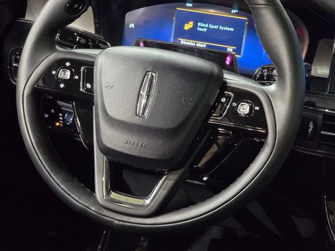 New 2026 Lincoln Corsair Reserve image 24