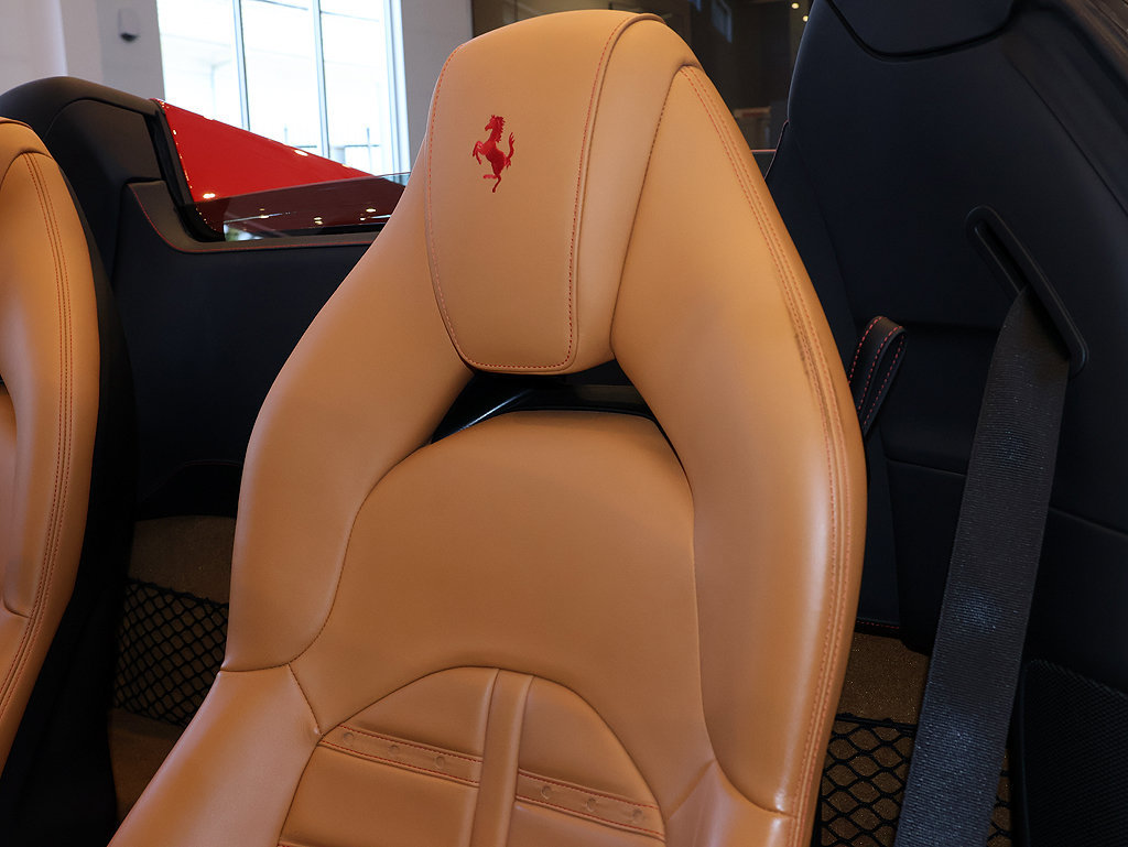 Certified 2019 Ferrari 488 Spider RWD image 92
