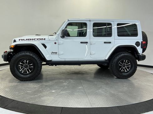 Certified 2024 Jeep Wrangler Unlimited Rubicon image 4