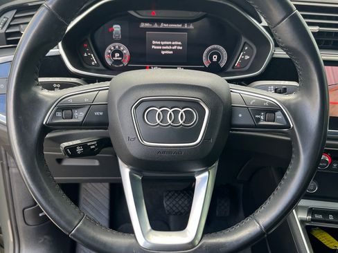 Used 2020 Audi Q3 2.0T Prestige w/ Prestige Package AWD/4WD image 19