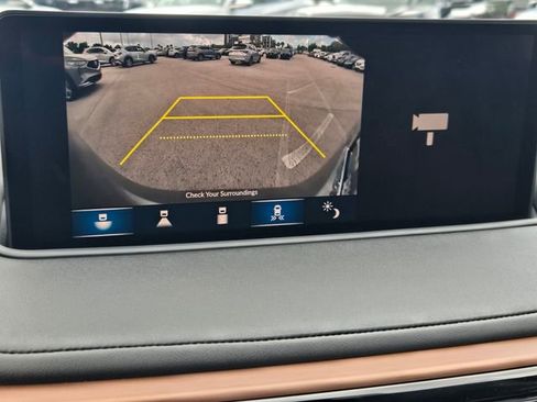 Certified 2024 Acura MDX FWD w/ Technology Package image 21