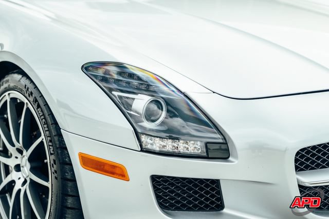 Used 2012 Mercedes-Benz SLS AMG Roadster image 44