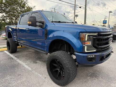 Used 2022 Ford F250 Lariat w/ Black Appearance Package AWD/4WD image 1