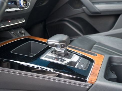 Certified 2023 Audi Q5 2.0T Premium Plus image 27