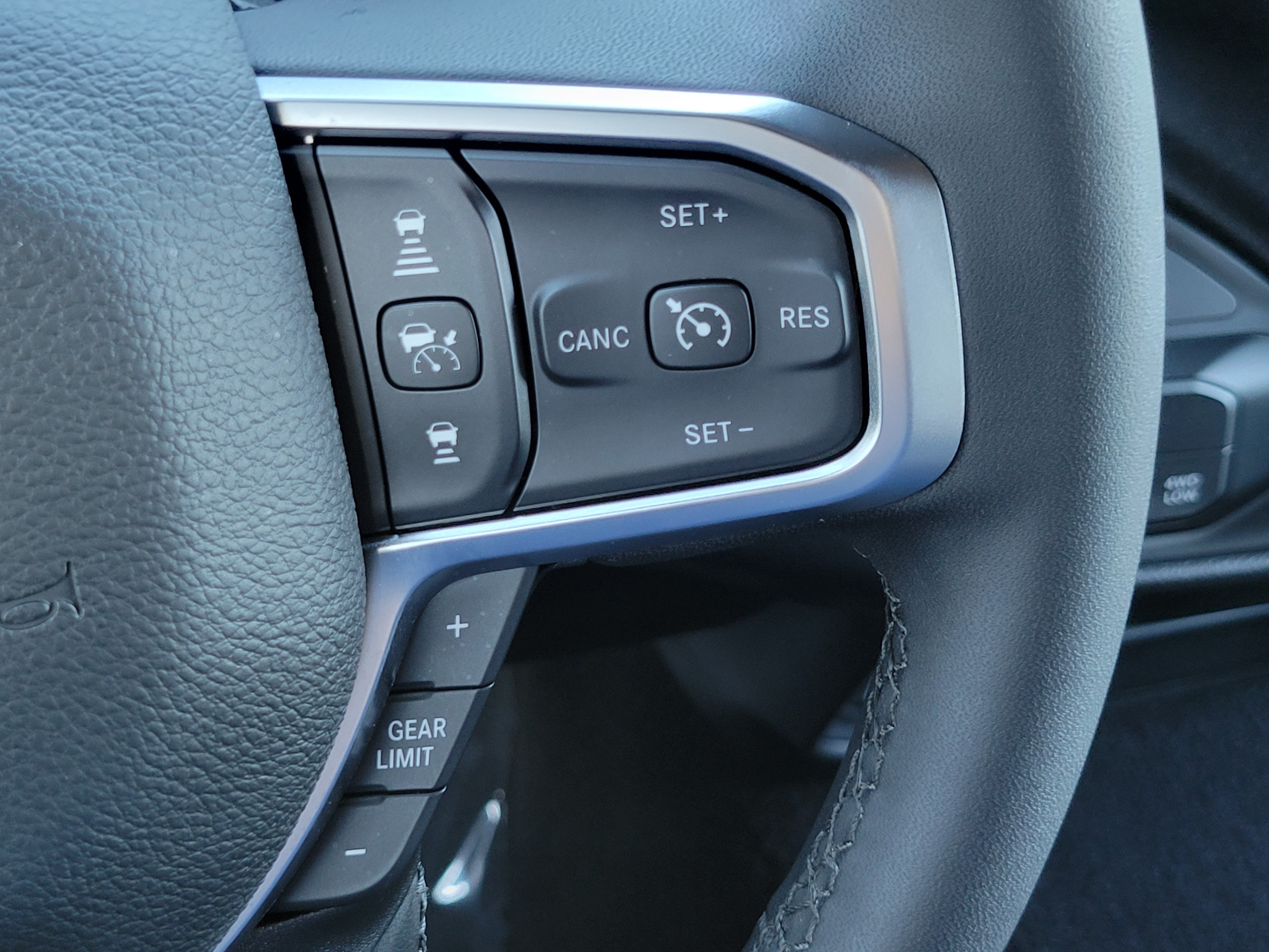 Used 2026 RAM 2500 Tradesman AWD/4WD image 13