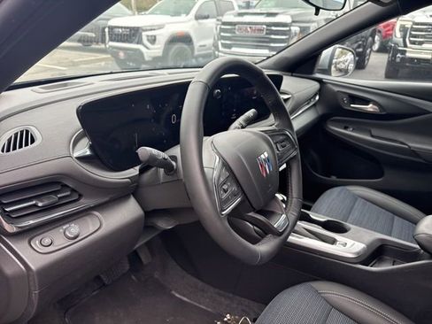 New 2025 Buick Envista Preferred w/ Convenience I Package FWD image 11