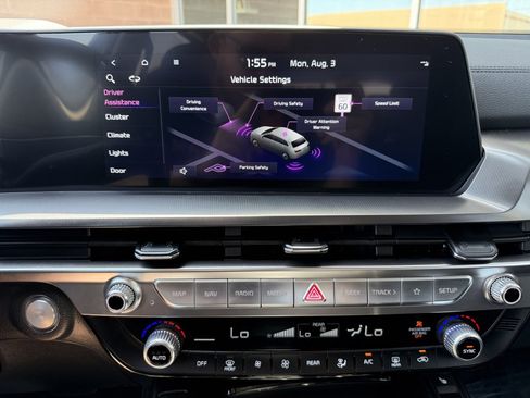 Used 2025 Kia Telluride S FWD image 22