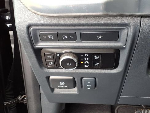 Used 2024 Ford F150 Lariat w/ Equipment Group 502A High AWD/4WD image 34