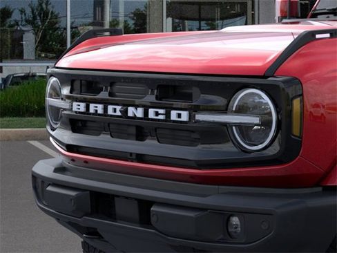 New 2026 Ford Bronco Outer Banks image 19