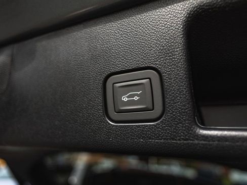 New 2026 Chevrolet Equinox EV RS image 24