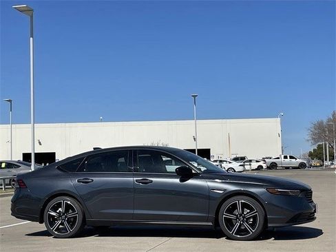 New 2026 Honda Accord SE image 3