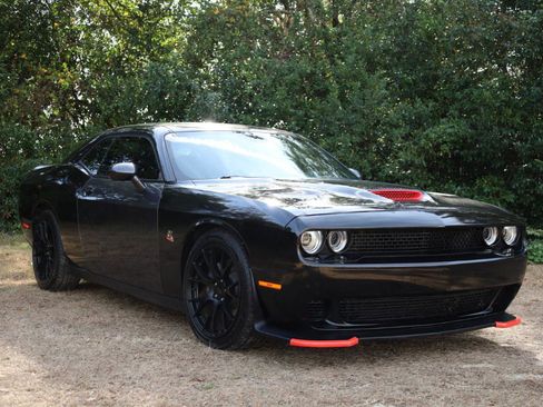 Used 2019 Dodge Challenger R/T Scat Pack RWD image 49