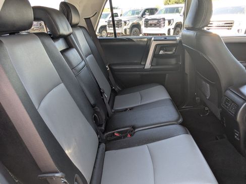 Used 2019 Toyota 4Runner SR5 Premium w/ Wilderness Package AWD/4WD image 31